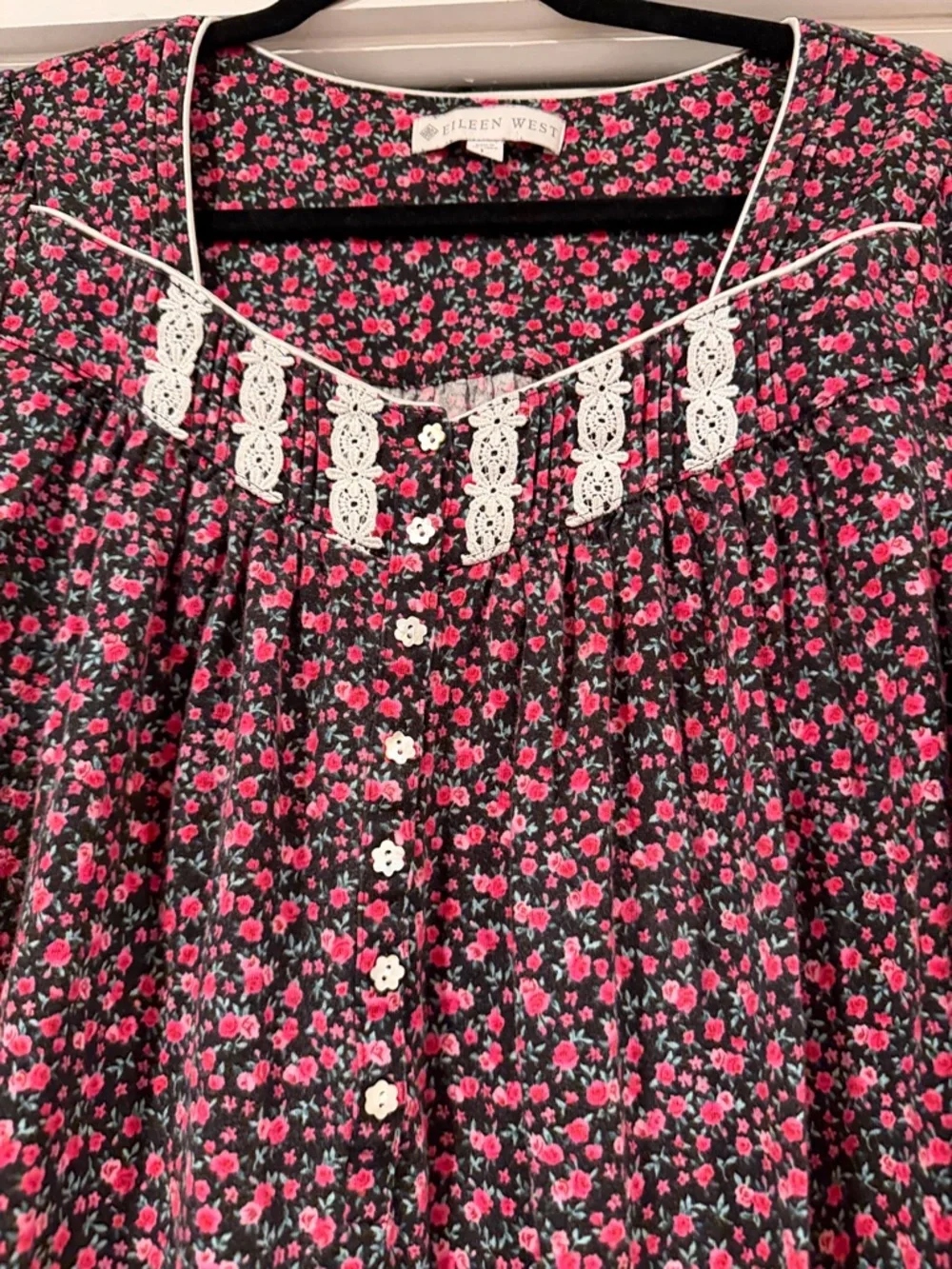 Eileen West Dark Pink‎ Floral Long Sleeve Nightgown large